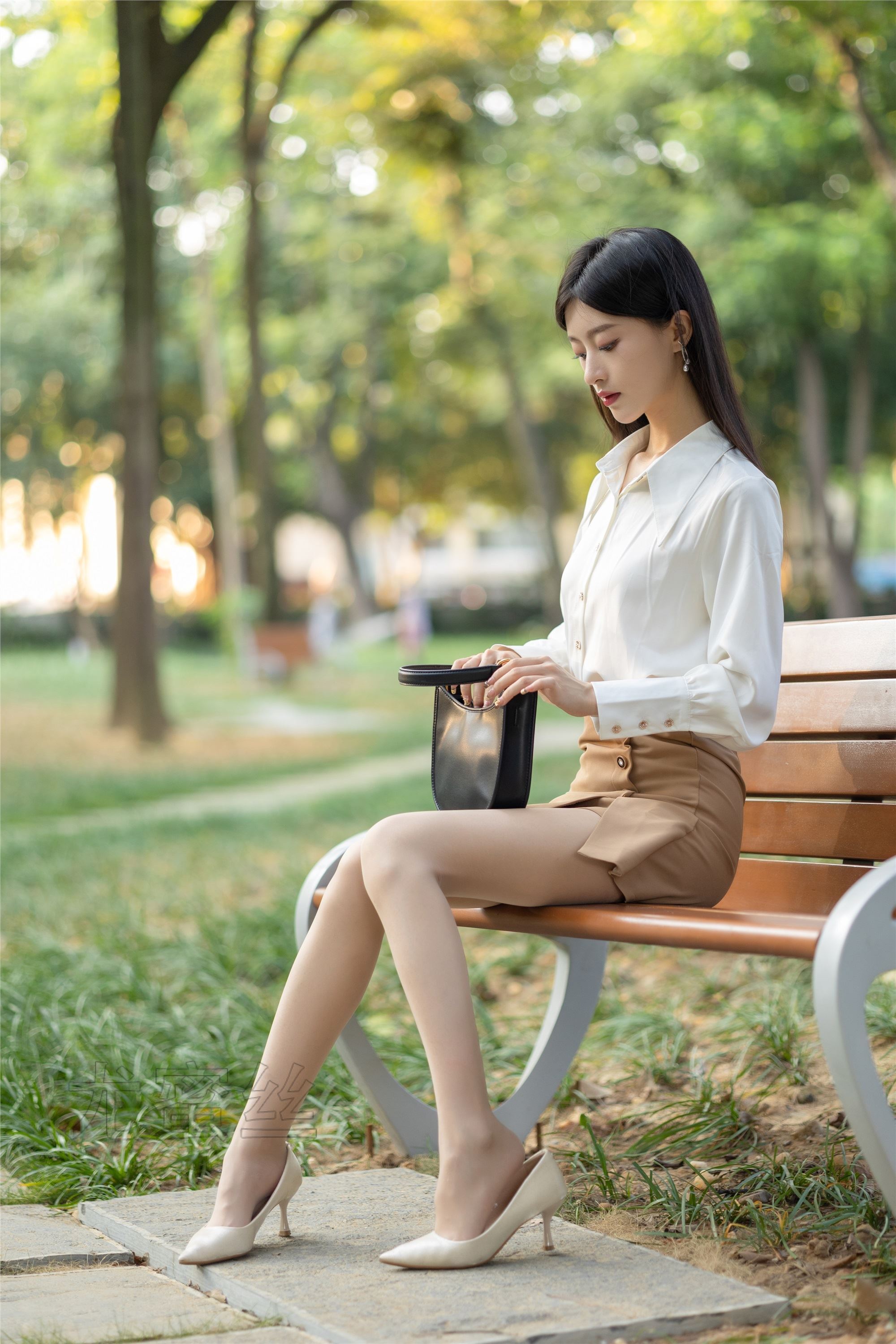 尤蜜丝 穿搭写真 No.126